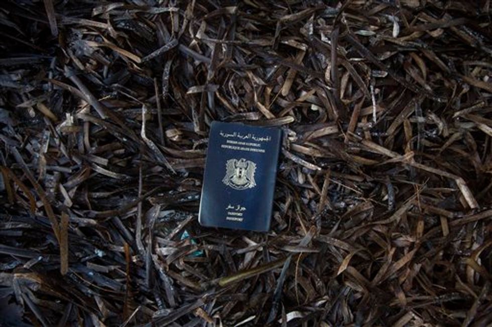 Honduras Detains Five Syrians Traveling to US With Stolen Passports