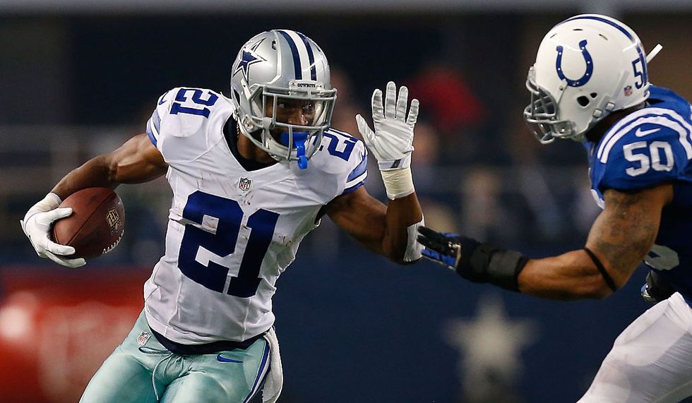 Former Dallas Cowboy Joseph Randle Was Caught Shoplifting Last Year and Now a Surveillance Video is Out