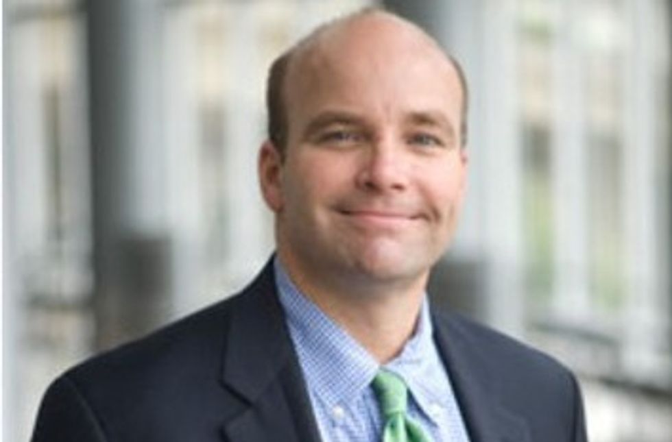 New Emails Show What Politico's Chief WH Correspondent Was Willing to Give to Secure Interview With a Clinton