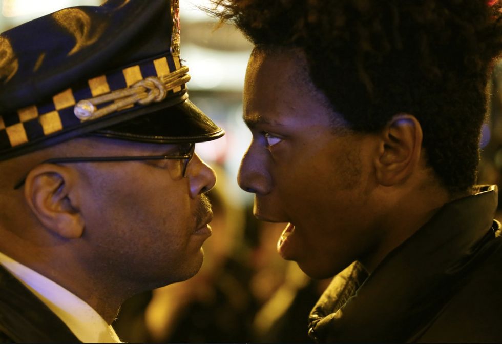 Chicago Protesters Gather for Second Night, Aim to Shut Down Famed 'Magnificant Mile' Shopping Area on Black Friday