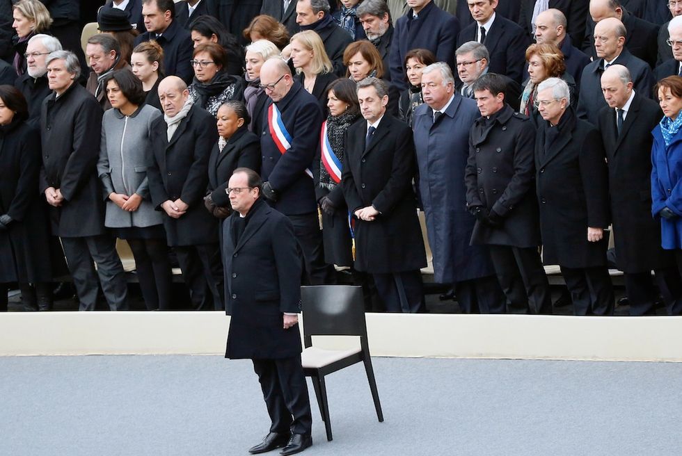 French President Pledges to 'Destroy the Army of Fanatics' Responsible for Paris Terror Attack