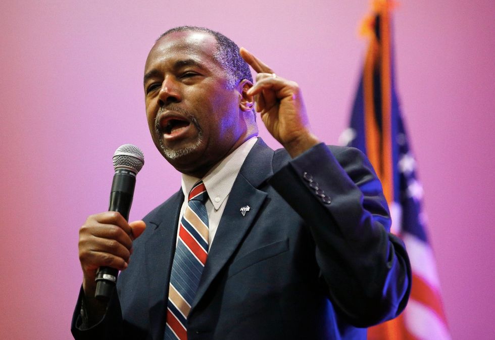 After Visiting Camps in Jordan, Ben Carson Questions Whether Syrian Refugees Want to Come to U.S.
