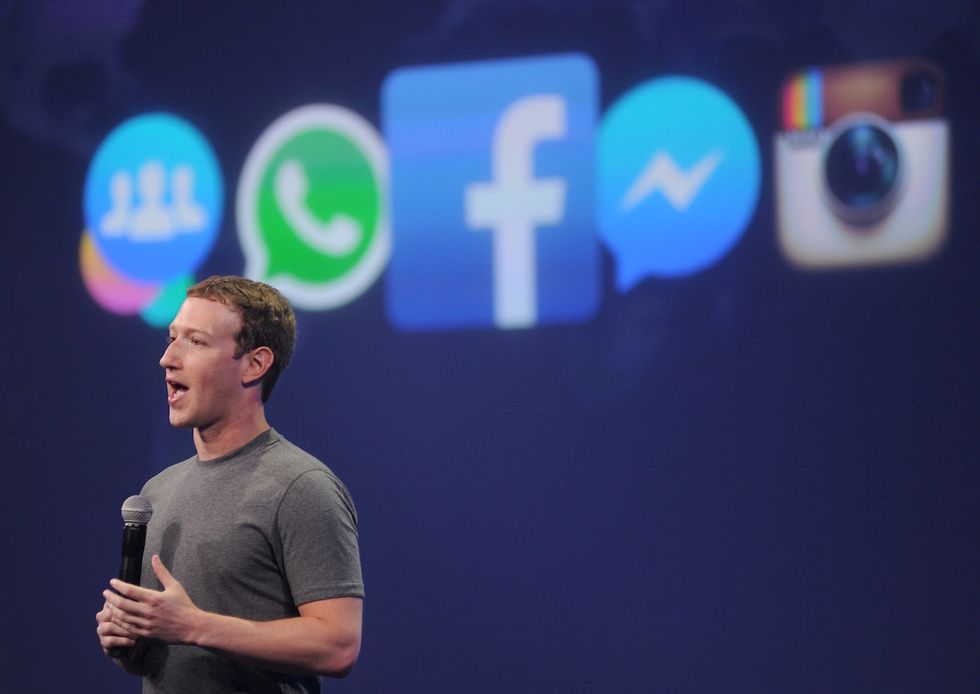Facebook Founder Mark Zuckerberg Announces Birth of Daughter, Then Drops Some Huge News 
