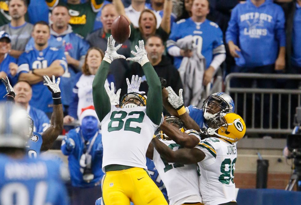 With No Time Left on the Clock, Packers Stun Lions in ‘One of the Craziest Finishes in NFL History’