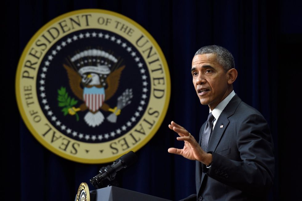 Why Do You Want To Do This?': Obama Warns 2016 Field That 'Trappings,' 'Power' and 'Celebrity' of the Presidency Get Old
