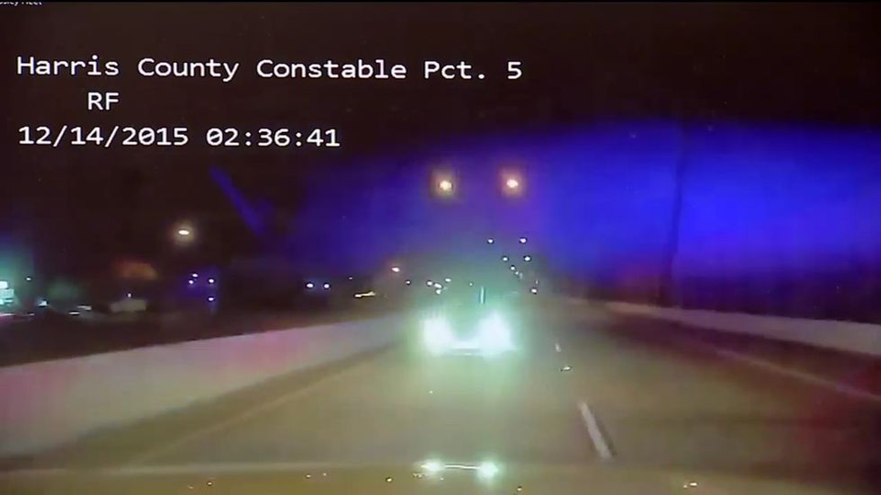 Watch How This Texas Police Officer Stopped a Drunk Driver 