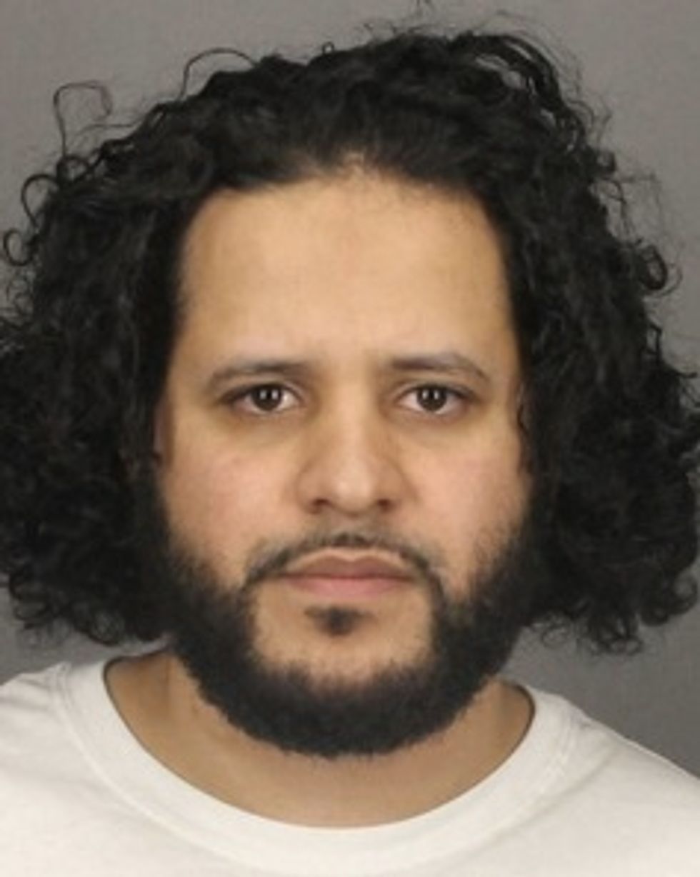 Pizza Shop Owner Admits Trying to Recruit for Islamic State
