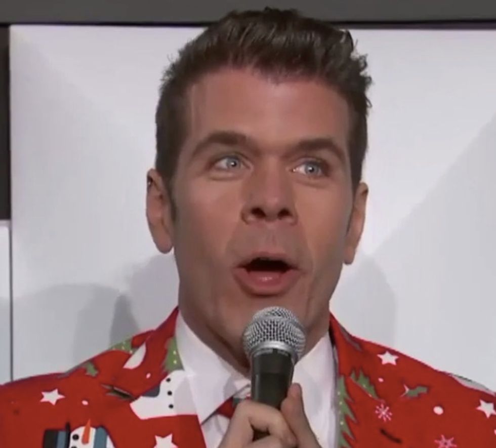 Celebrity Blogger Perez Hilton Utters One Phrase About Donald Trump — and Gets Big Cheers From Miss Universe Crowd