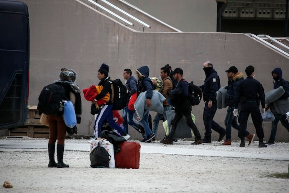 Danish Government Approves Plan to Seize Refugees' Valuables to Cover Asylum Costs