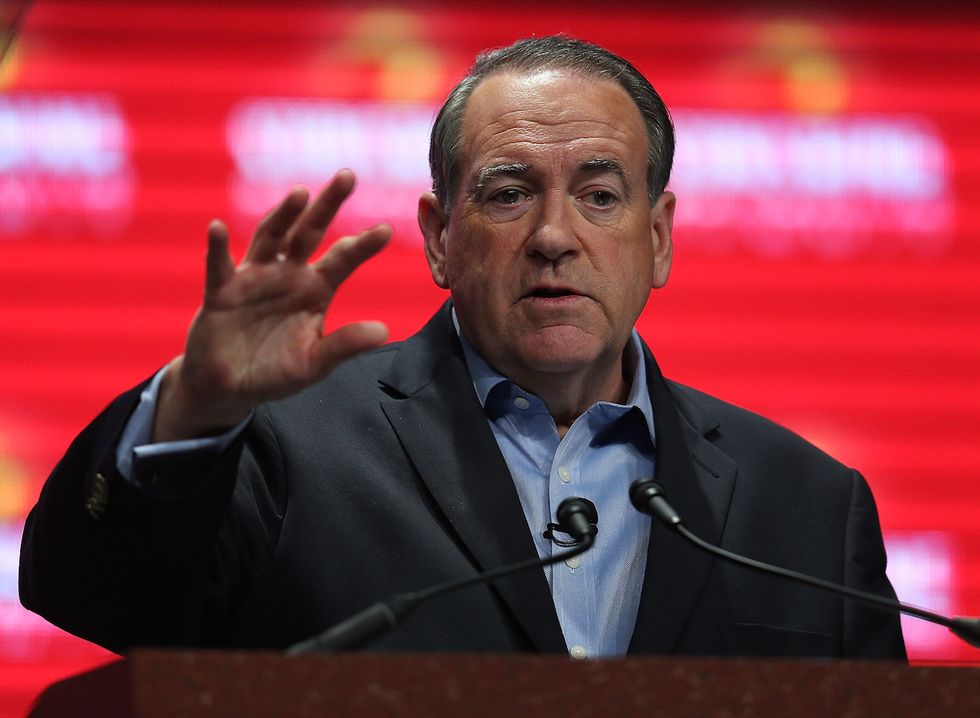 Tale of 'Two Teds': Pro-Huckabee PAC Goes After Ted Cruz's Closed-Door Comments in Iowa Ad