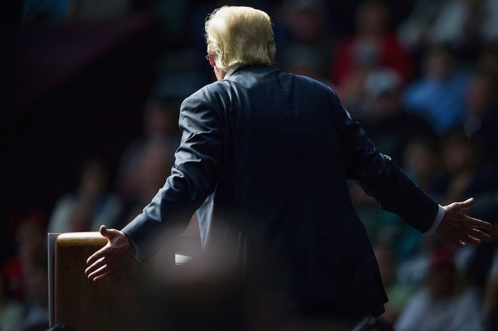 In Christmas Eve Rant, Trump Unleashes on Jeb, Hillary, The New York Times and 'Meet the Press' Host