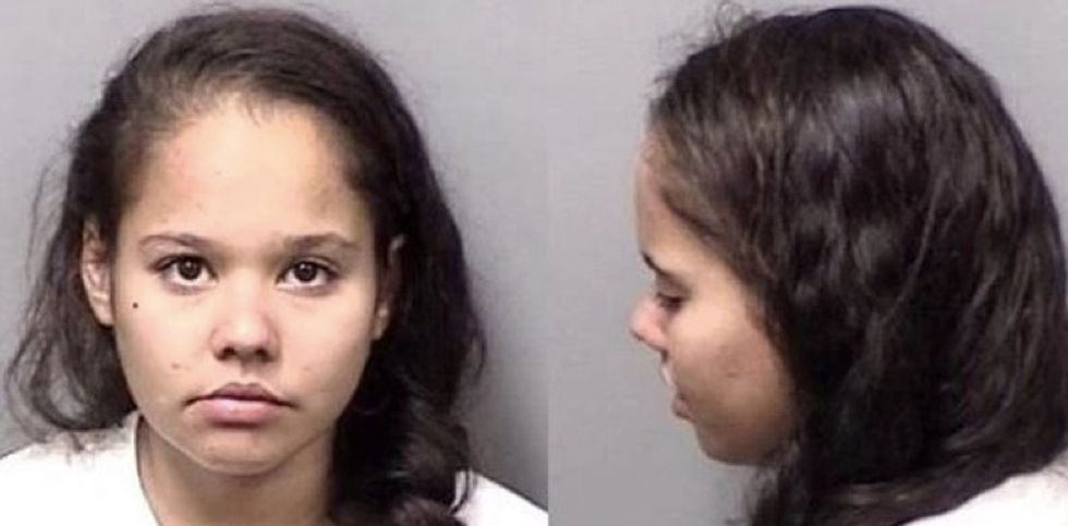 Police: Woman Who Says She Injected Herself With Crystal Meth Hops on a Motorized Shopping Cart and Goes to Town Inside a Florida Walmart