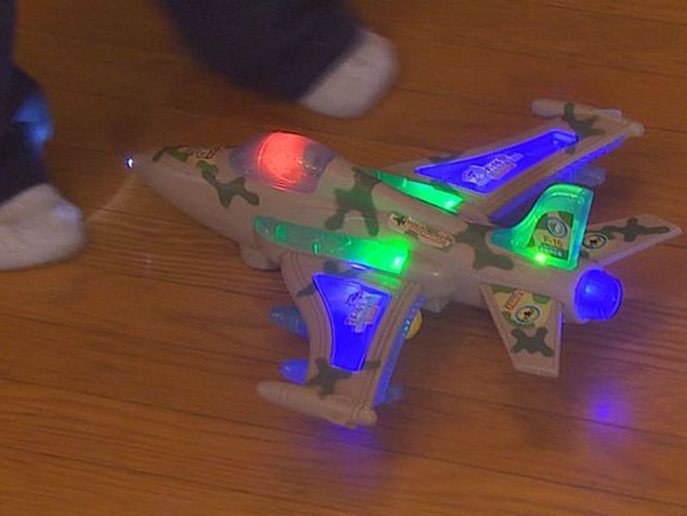 Boy Opens Toy Plane & Puts Batteries in. The Recording That Plays Shocks Everyone: Not ‘What We Expected’