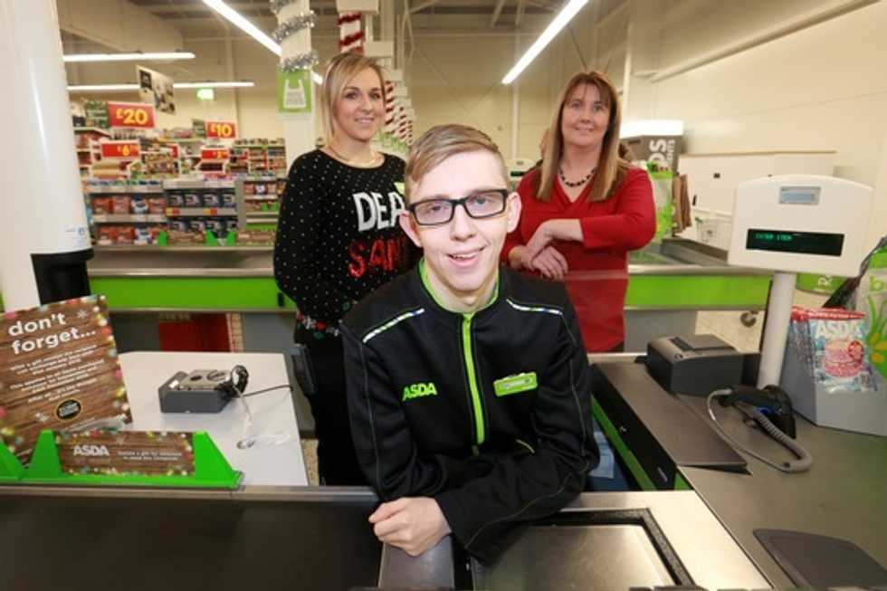 After Five Years of Rejections, Man With Cerebral Palsy Lands His First Job