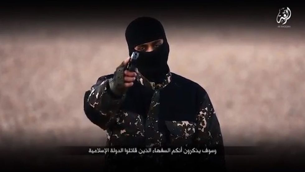 Could This Be the Next 'Jihadi John'? New Islamic State Video Threatens to Invade U.K. and Establish Shariah