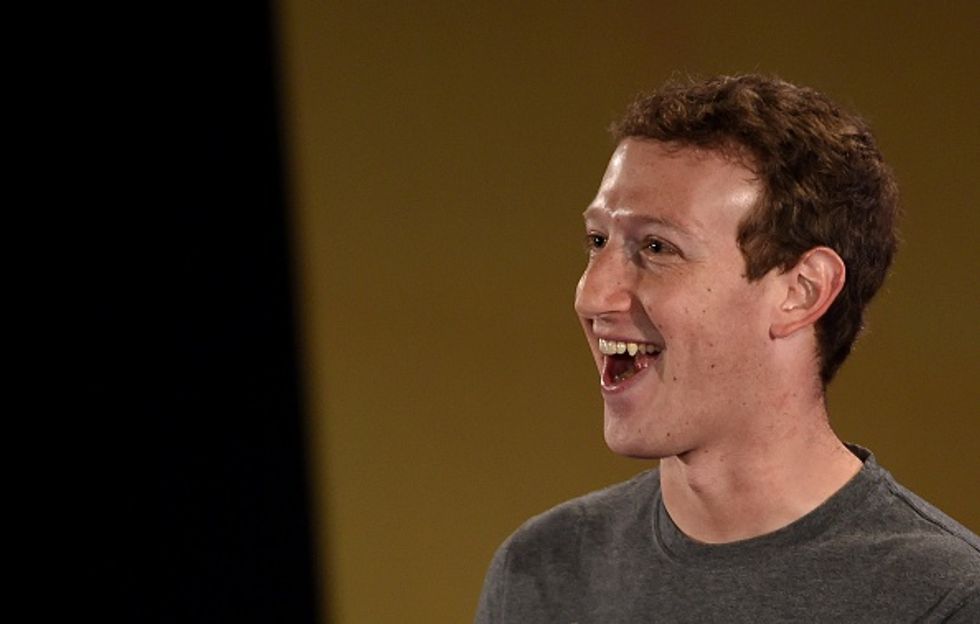 Politico Founder Wants Facebook's Mark Zuckerberg, Sheryl Sandberg to Launch Third Party Run