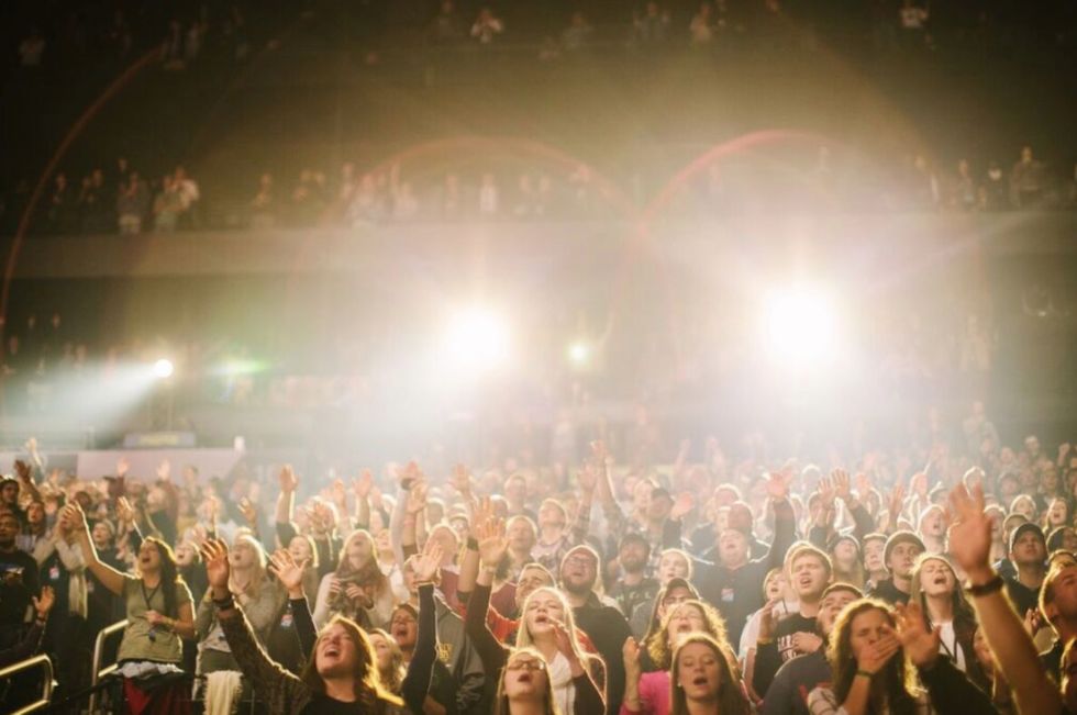 40,000 Christian College Students Flood Three Arenas for Massive 'Passion' Event — and Here's the Remarkable Thing They Accomplished