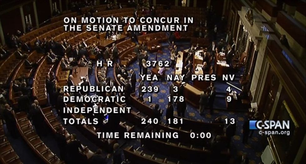 For First Time Ever, Congress Sends Obamacare Repeal Bill to Obama's Desk — Here's What's Next
