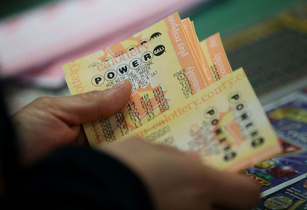Record $1.6 Billion Powerball Jackpot Will Be Split Among 3 Winners in 3 Different States