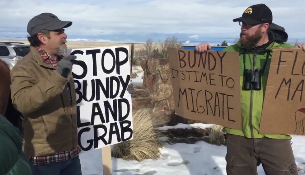 Armed Group Occupying Oregon Refuge Clashes With Environmentalists