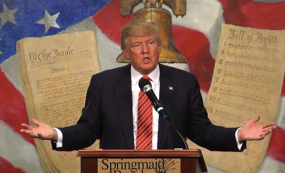 Ted Cruz Supporters Boo, Shout at Donald Trump During Tea Party Gathering: 'Excuse Me. Excuse Me...Say Whatever You Want