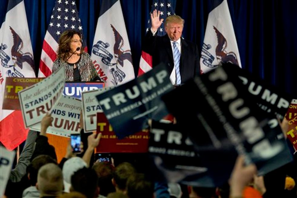 They Are So Busted': Palin Says Trump Undermines Establishment Status Quo in Fiery Endorsement Speech