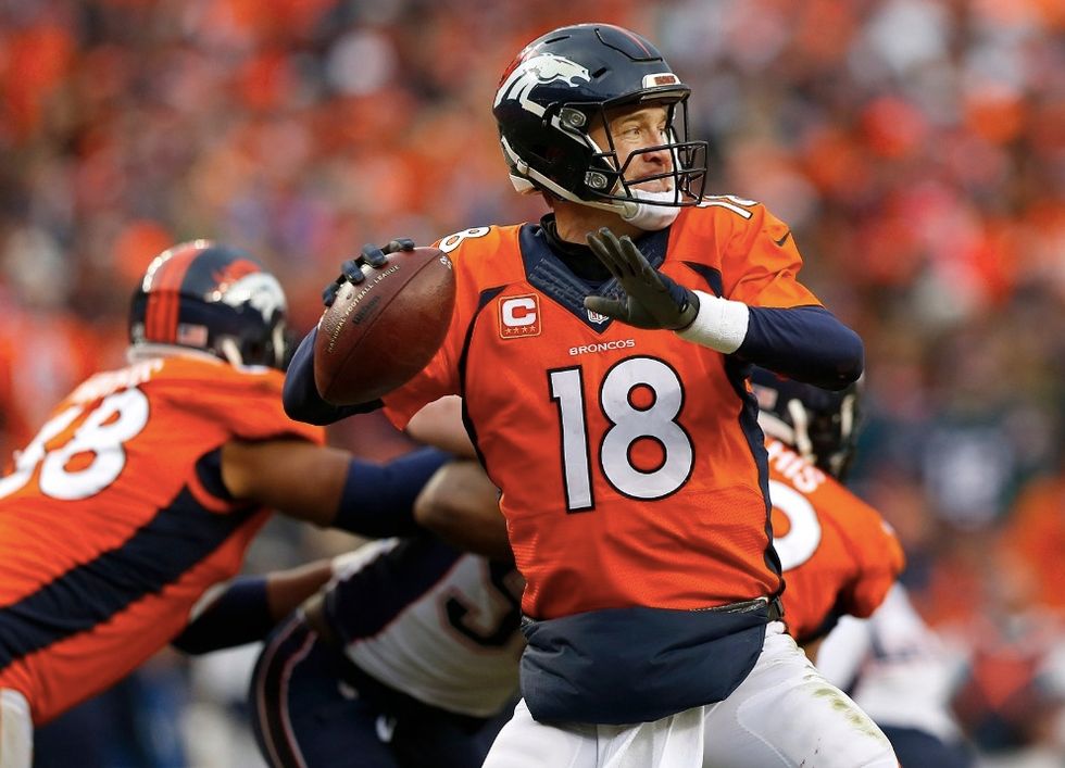 Denver Broncos Survive Wild Finish by New England Patriots to Win AFC Championship, Earn Trip to Super Bowl