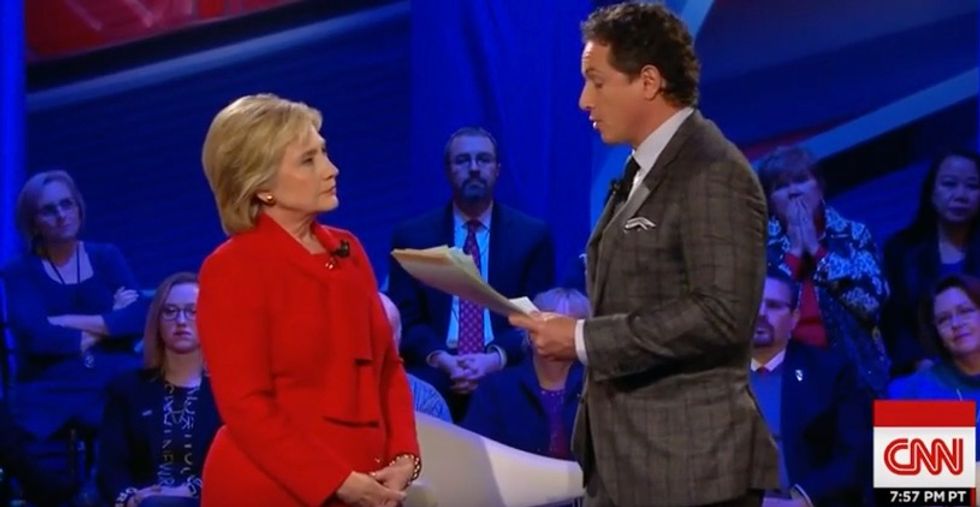 Watch Clinton's Reply When Asked If She's 'Willing to Say' She Had 'Error in Judgement' Over Emails