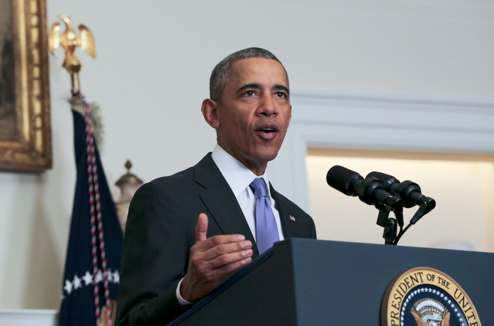 White House: Obama Mosque Visit Shows His Commitment to Religious Liberty