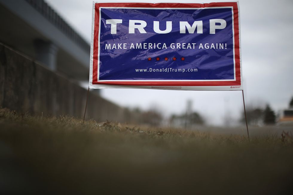 Anti-Trump Super PAC Sends Trump a Package — This Is What Is Inside (and the Note Attached)