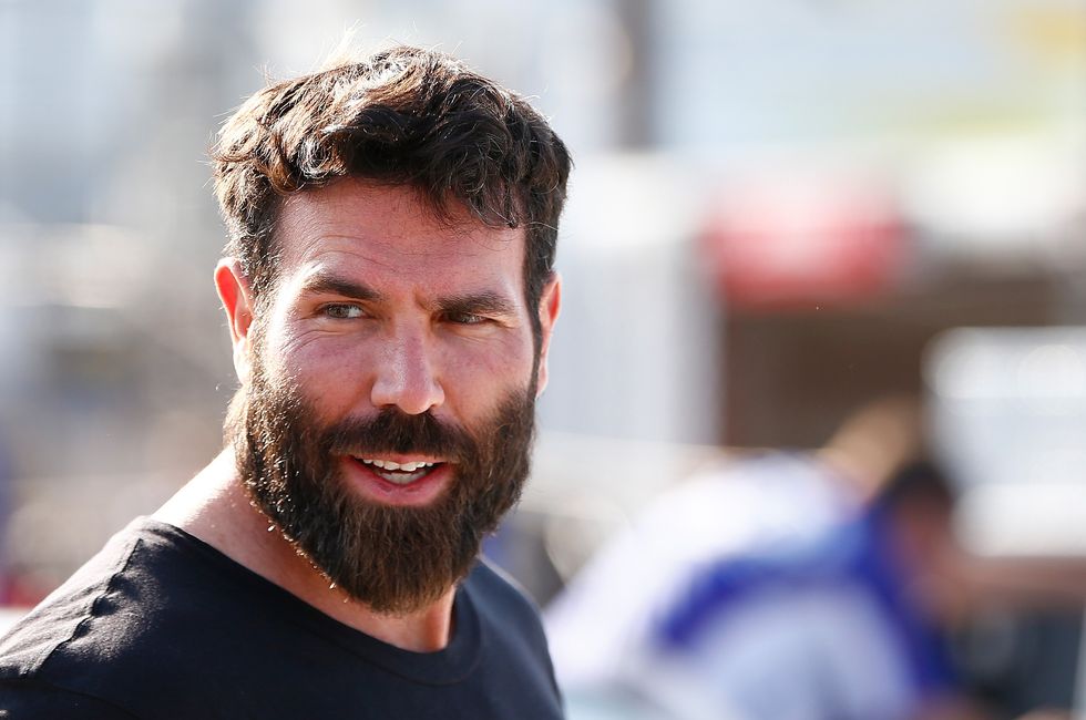 ‘King of Instagram’ Dan Bilzerian Takes Brutal, Uncensored Shot at Hillary Clinton Over Her Anti-Gun Views