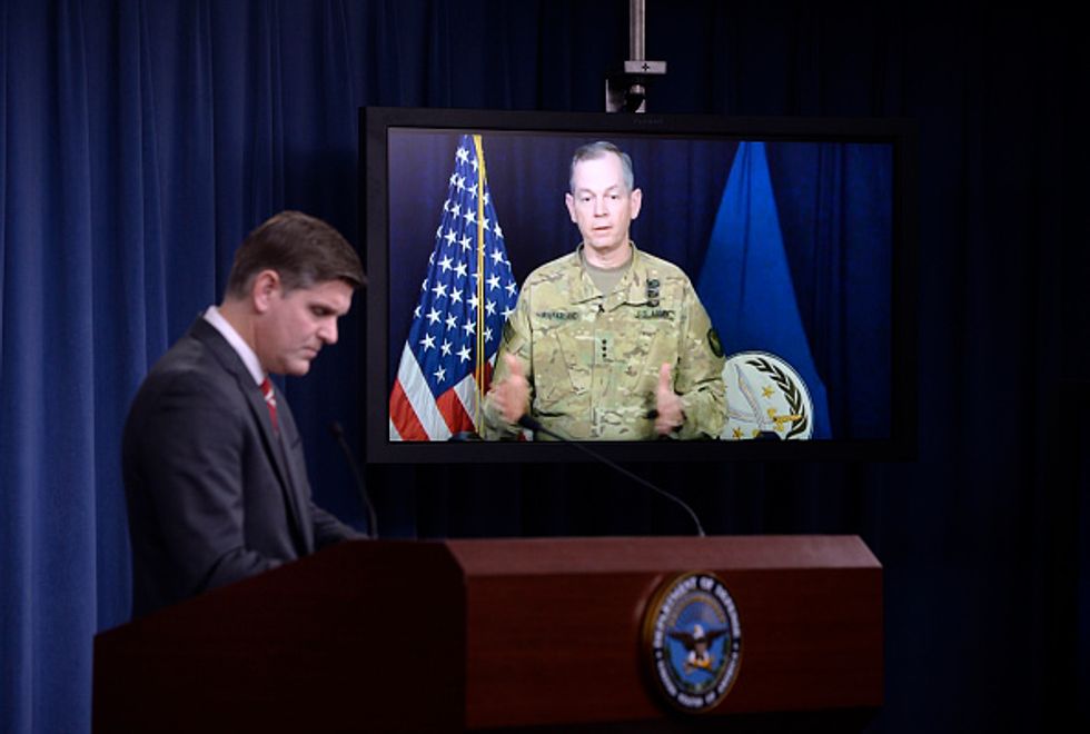 U.S. General Says 'Carpet Bombing' Strategy to Eradicate Islamic State Is 'Inconsistent With Our Values