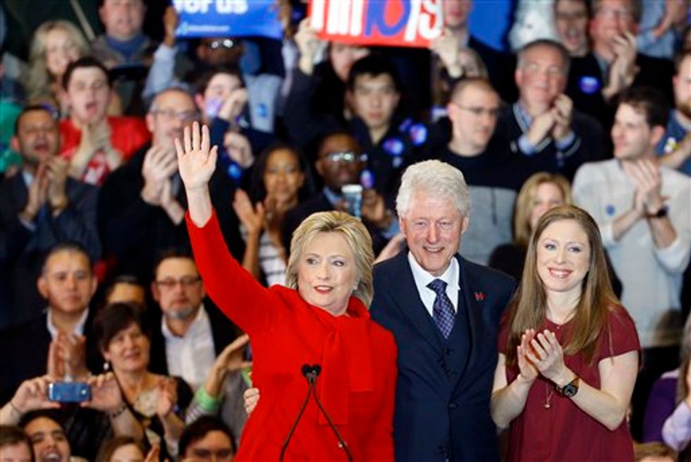 Hillary Clinton Ekes Out Narrow Win in Iowa, Avoids Embarrassing Loss to Bernie Sanders