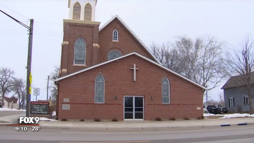 Did a Church Really Tell an Elderly Woman She Couldn't Be Buried Next to Her Husband?