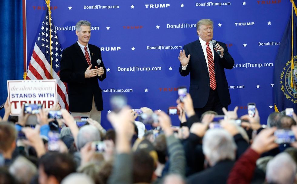 Report: Former Sen. Scott Brown to Endorse Donald Trump