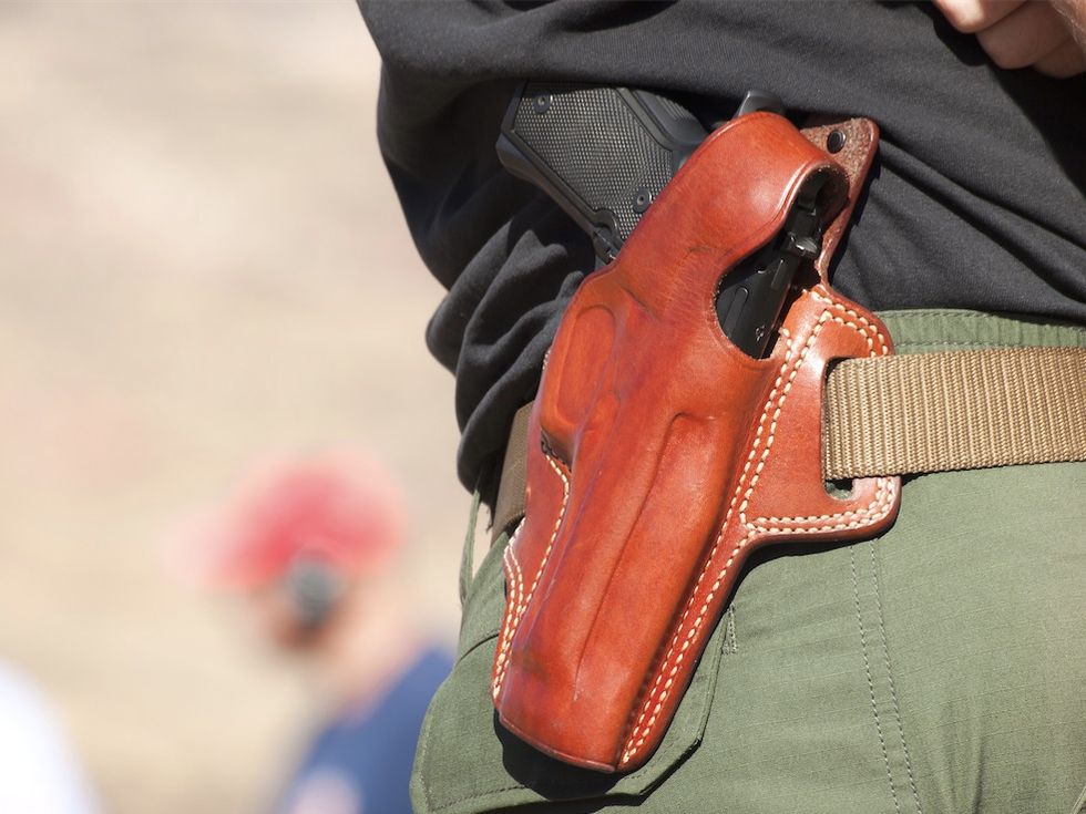 Man Becomes Example of Why Some Gun Owners Prefer Concealed Carry Over Open Carry