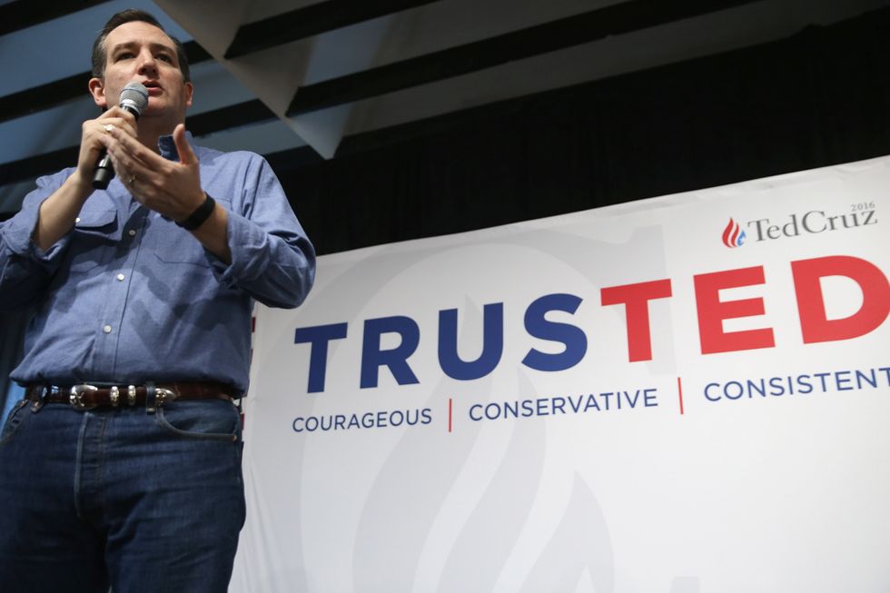 Cruz Reminisces Working for George Bush's Campaign in 2000, Says He Doesn't Want to Repeat Their Mistakes 