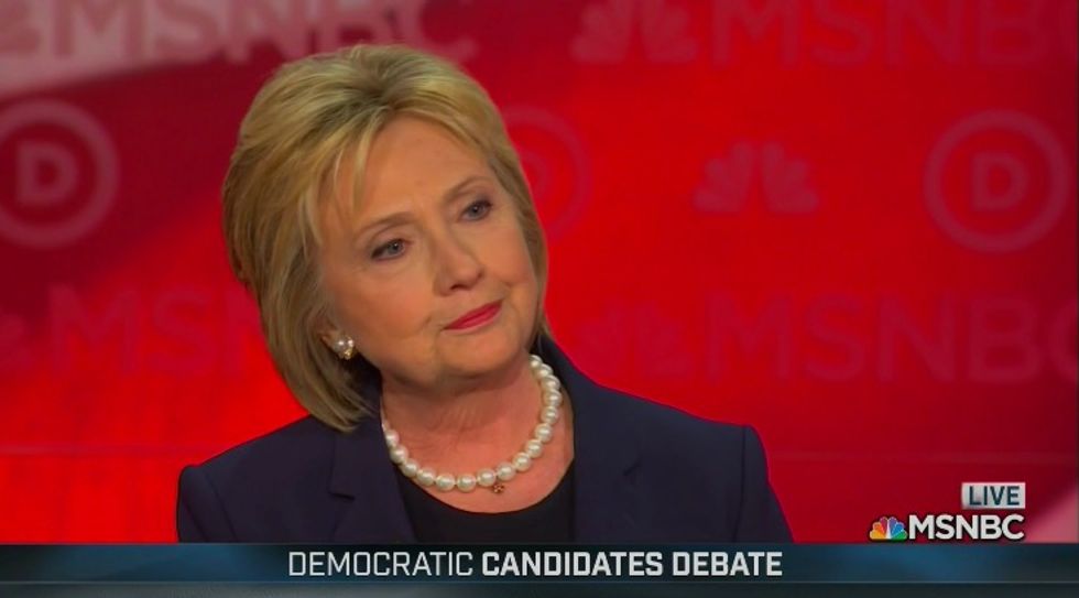 When Sanders Accuses Clinton of Being Part of Establishment, She Hits Back With This Rebuttal