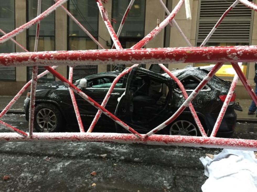 FDNY: One Dead, Others Hurt After Crane Collapse in Lower Manhattan