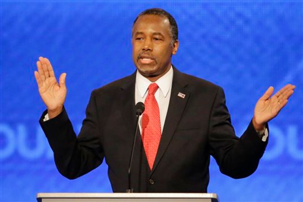 Here's Video of the ABC News Debate Walk-In That Went Horribly Wrong