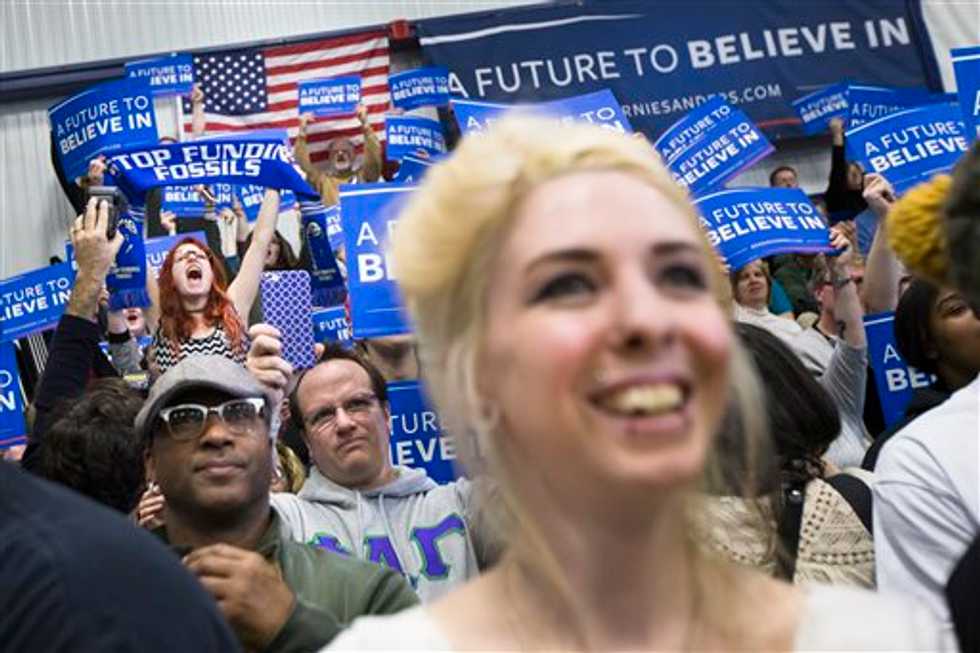 Sanders: Columbia Graduate Deserves 'Bailout' From $200K in Student Loans
