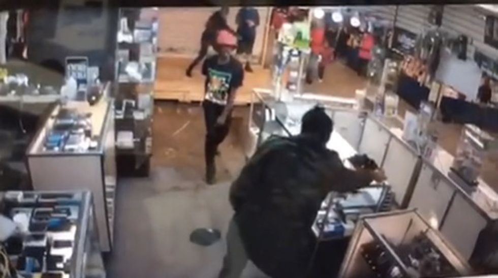 Caught on Video: Florida Man Goes on Violent Rampage, Attacks Victims With Metal Pole, Samurai Sword