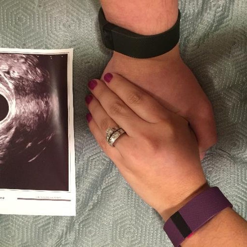 Check Out How Reddit and a 'Broken' Fitbit Revealed Pregnancy to NYC Couple