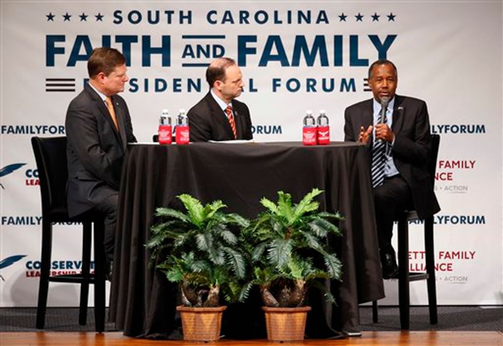 Carson Continues to Push 'Guest Worker' Status for Undocumented Immigrants Ahead of S.C. Primary