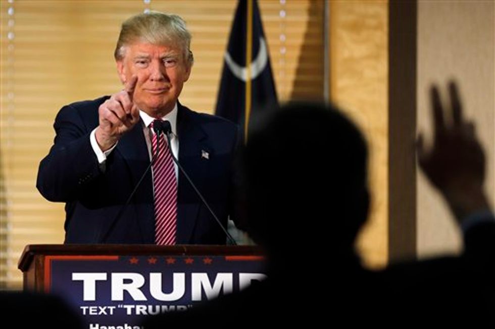 He Is a Lying Guy': Trump Goes Postal on Cruz in Rambling Press Conference