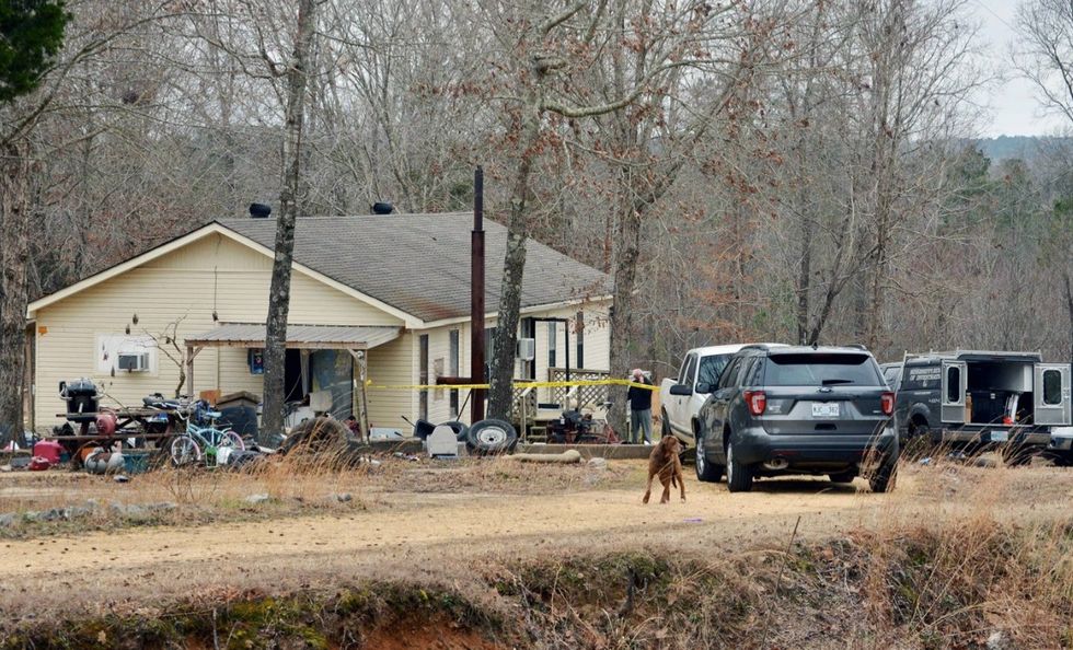 Officer Dead, Three Wounded as Six-Hour Standoff With Gunman Ends in Mississippi