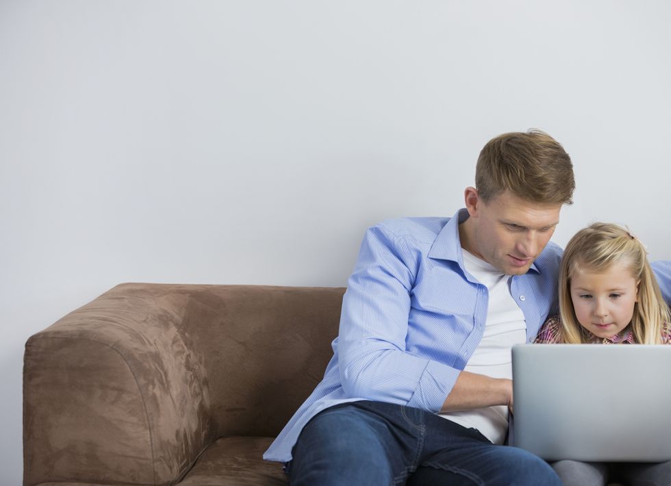 French Parents Could Face a Year in Prison and $50K Fine for Uploading Unwanted Photos of Their Children to Facebook