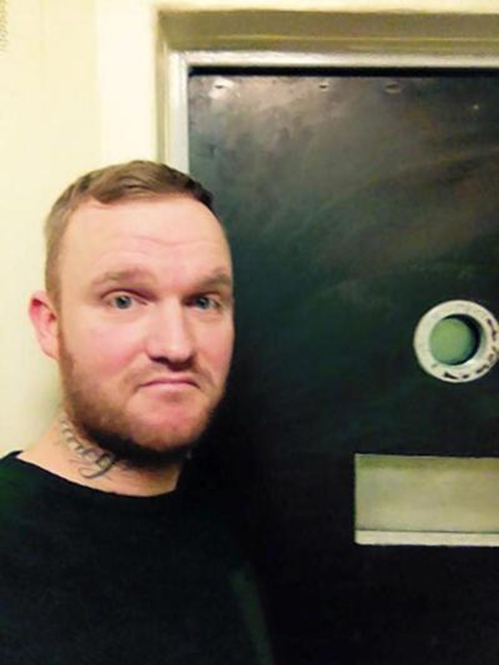 'I'd Definitely Come Back': Man Gives 4-Star Review of His Overnight Stay — but the Accommodations Are on No One's Wish List