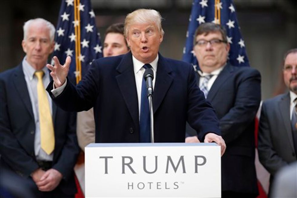 Trump Refers to Elizabeth Warren as 'the Indian' 