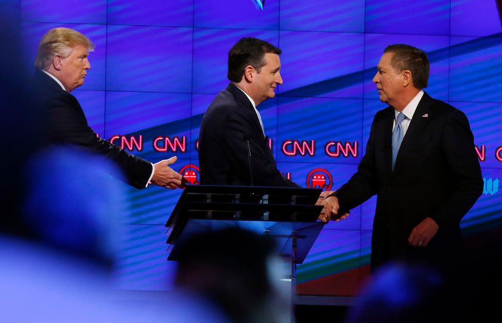 Here's What it's Like to Meet Kasich and Cruz in Person